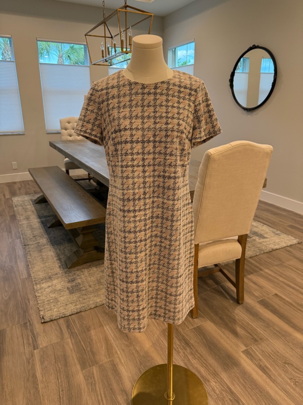 Calvin Klein Houndstooth Short Sleeve Dress in Blush/Gray (2 avail sizes 8-10).